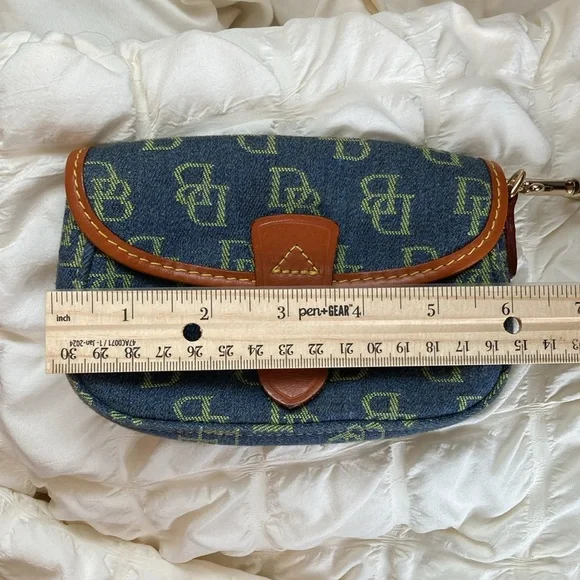 Dooney and Bourke Monogram Denim Wristlet Pouch with Strap Y2K - Picture 5 of 6